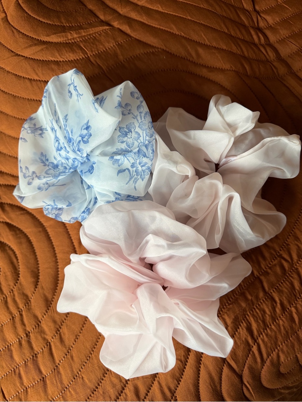 Selkie Oversized Scrunchies (3)